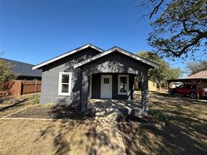 705 E 9th Street - Photo 10
