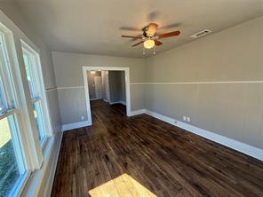 705 E 9th Street - Photo 20