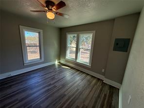 705 E 9th Street - Photo 21