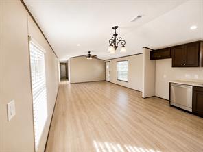 5421 Lake View Drive - Photo 3