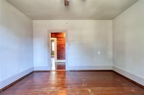 2620 State Highway 7 - Photo 14