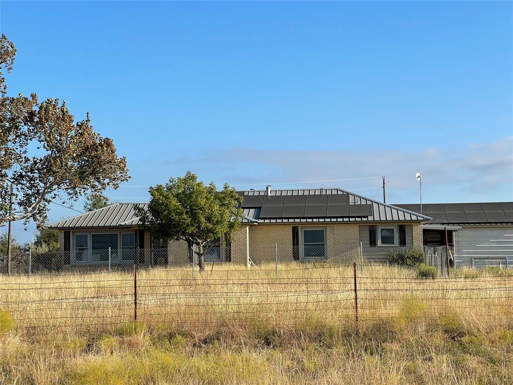 565 FM 1241 - Photo 1