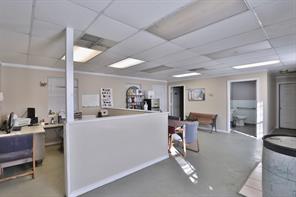 3652 Pine Street - Photo 17