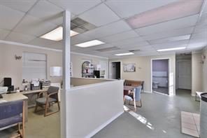 3652 Pine Street - Photo 20
