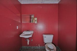 3652 Pine Street - Photo 24
