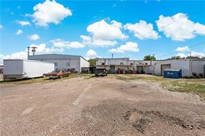1501 Herring Avenue - Photo 10