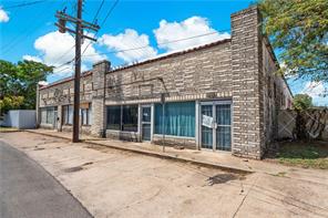 1501 Herring Avenue - Photo 3