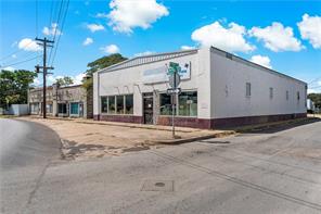 1501 Herring Avenue - Photo 4
