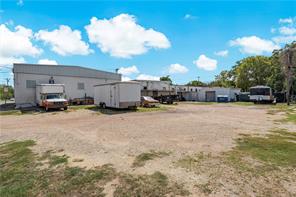 1501 Herring Avenue - Photo 6