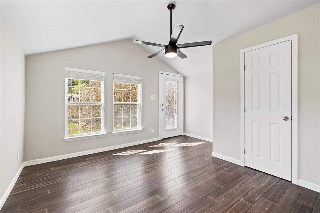 229 Orchard Street - Photo 11