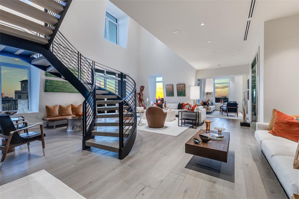 3505 Turtle Creek Boulevard - Photo 4