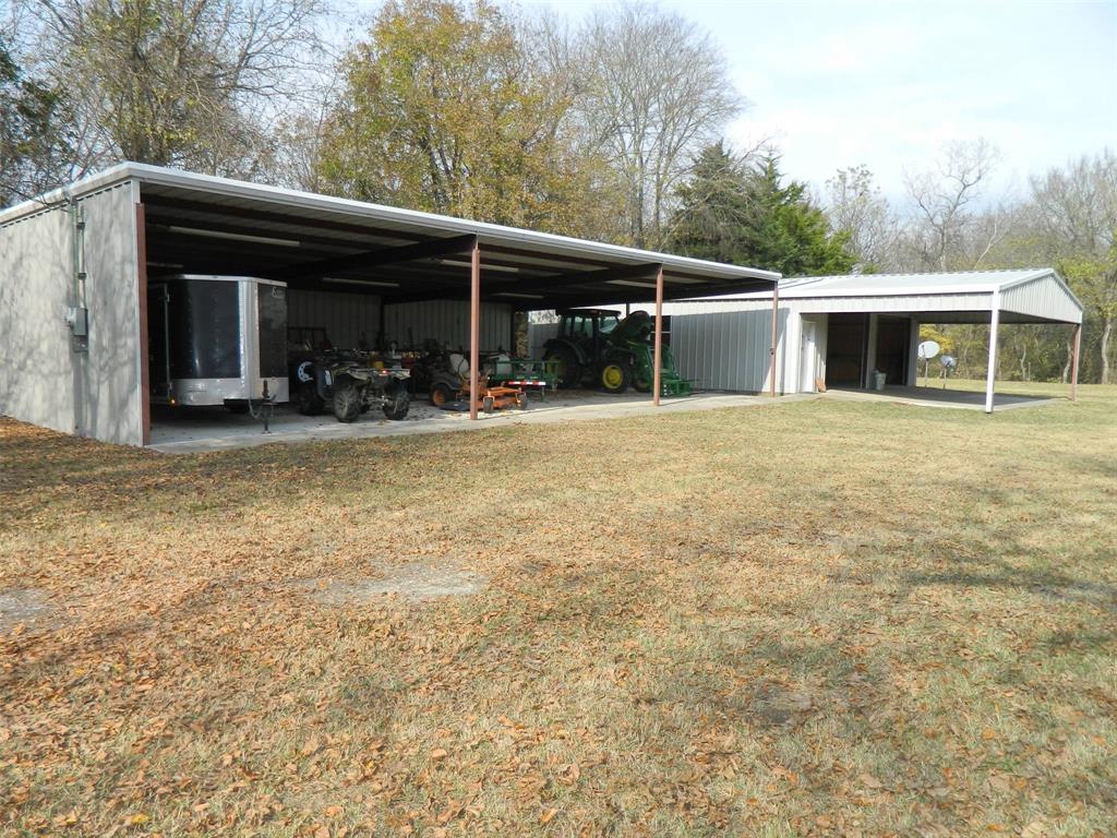 956 County Road 4231 - Photo 5