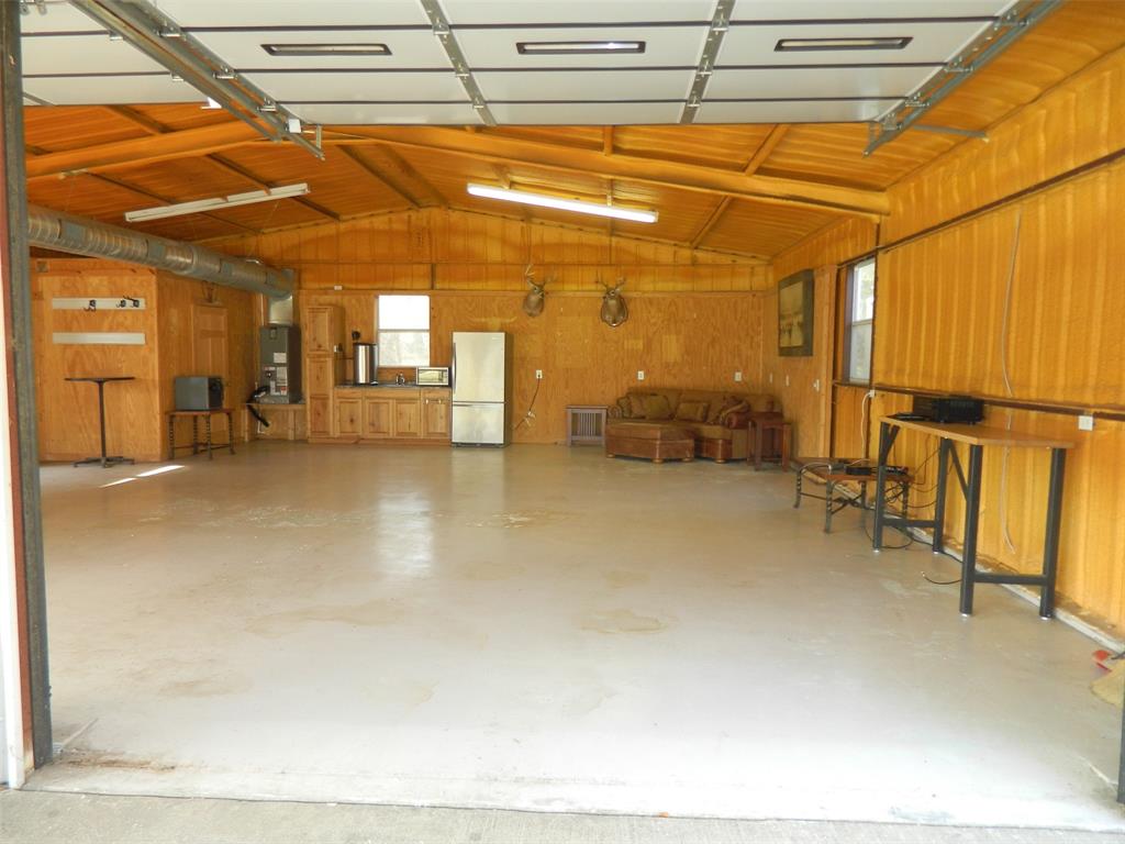 956 County Road 4231 - Photo 7