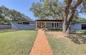 1201 NW 6th Avenue - Photo 2