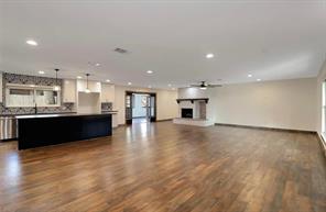 1201 NW 6th Avenue - Photo 6