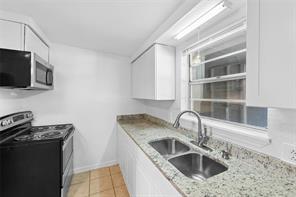 1007 Hackberry Street - Photo 12