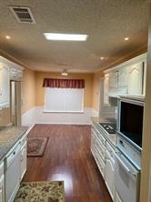 523 Softwood Drive - Photo 2