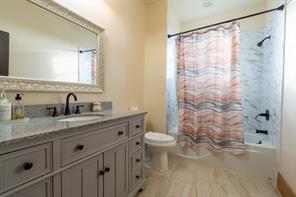 6216 FM 499 - Photo 28