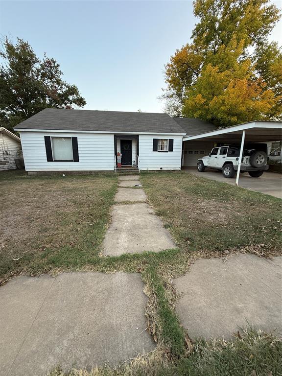 1107 W Cedar St - Photo 1