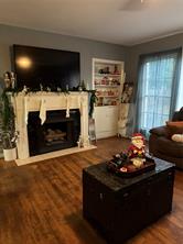 1107 W Cedar St - Photo 3