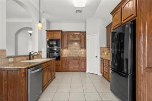 302 Canterbury Drive - Photo 12