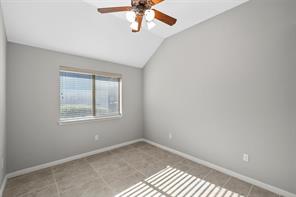 302 Canterbury Drive - Photo 24