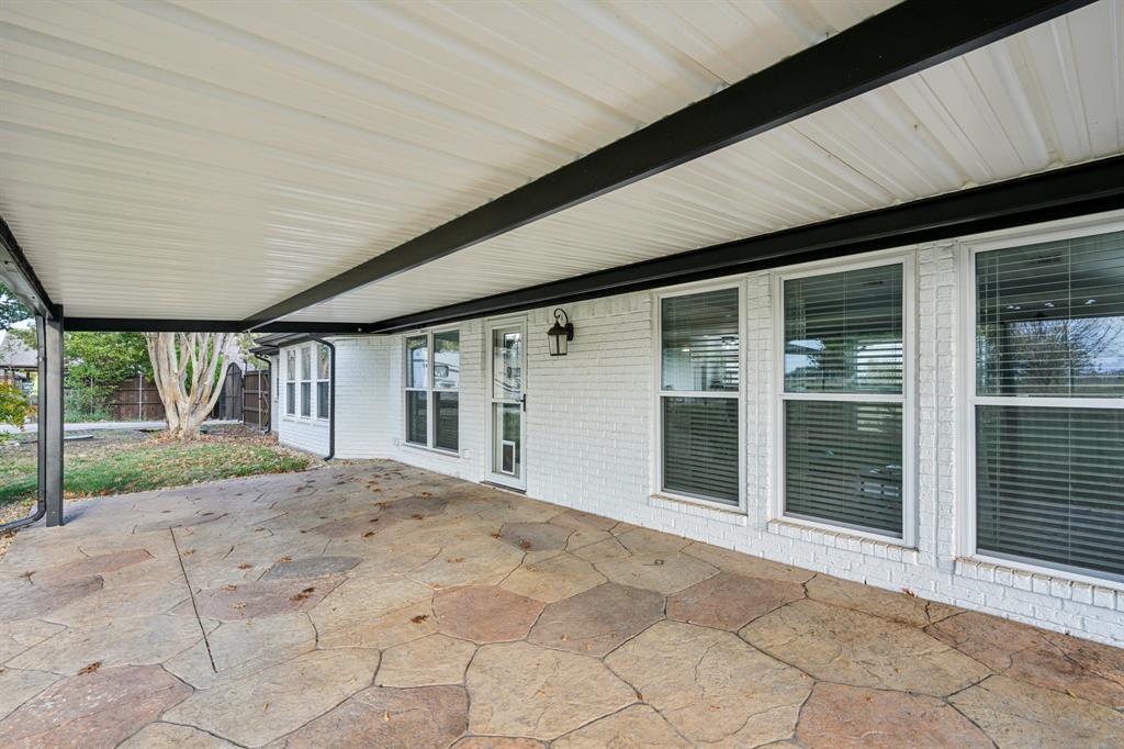 10072 Manor Way - Photo 28