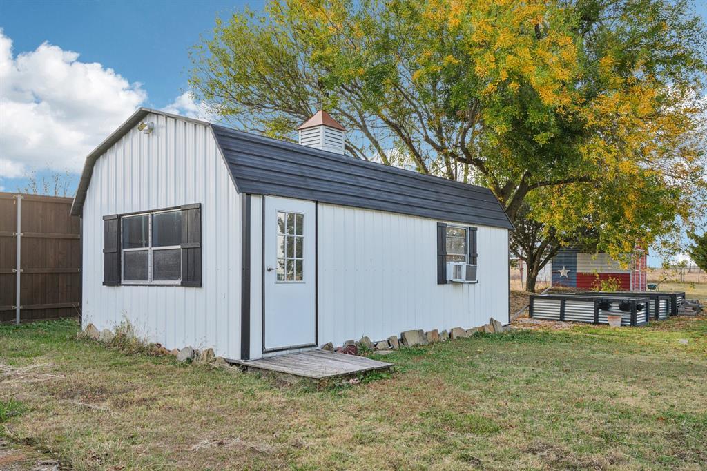 10072 Manor Way - Photo 32