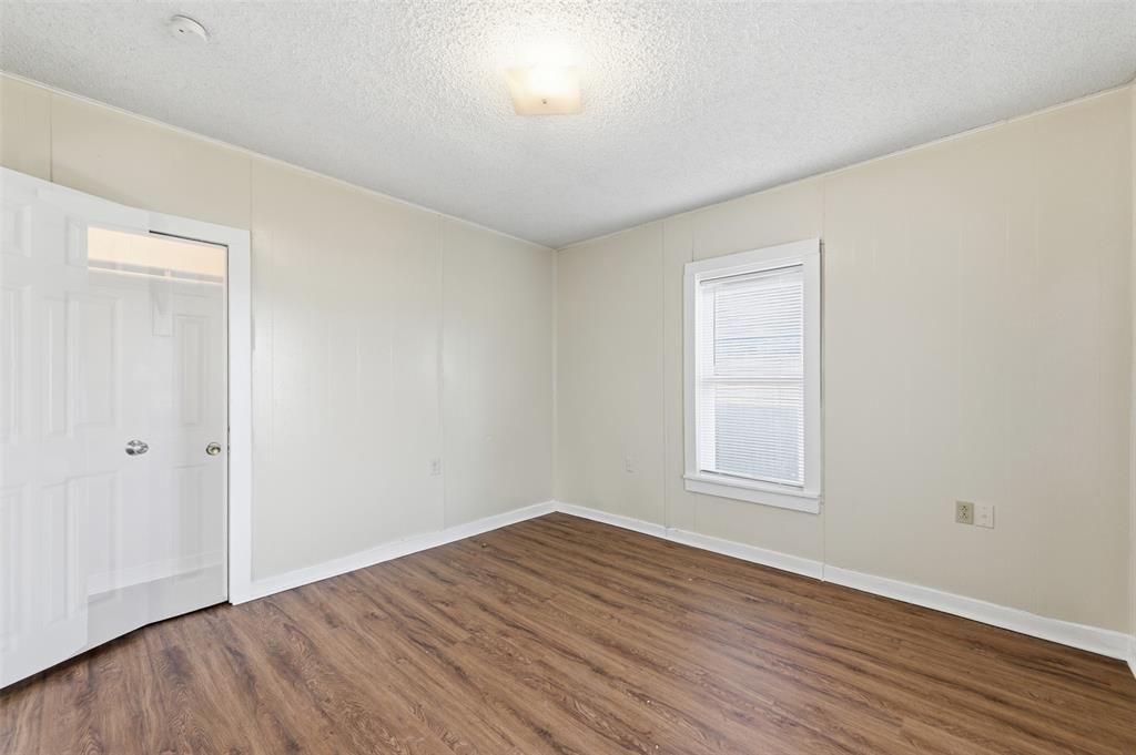 509 E 3rd Street - Photo 27