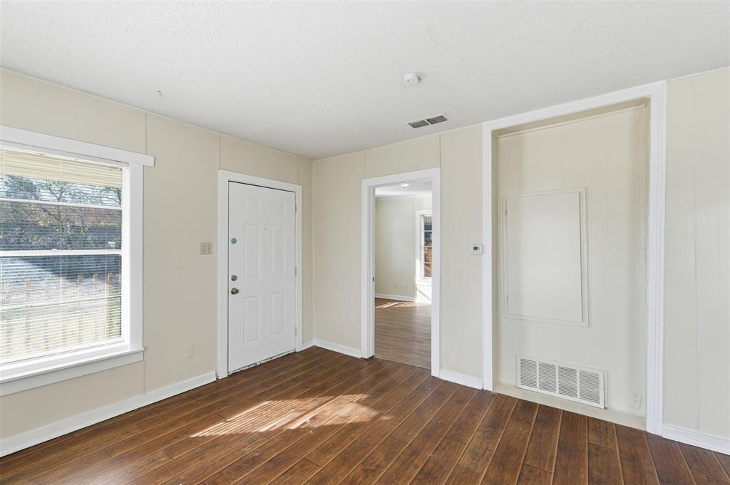509 E 3rd Street - Photo 34