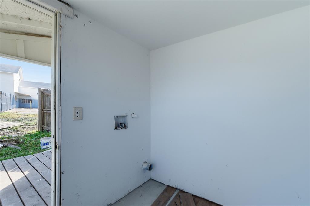 509 E 3rd Street - Photo 36