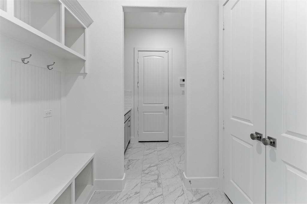 906 Perrin Lane - Photo 10