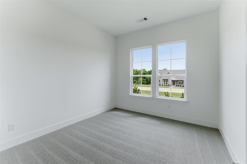 906 Perrin Lane - Photo 7