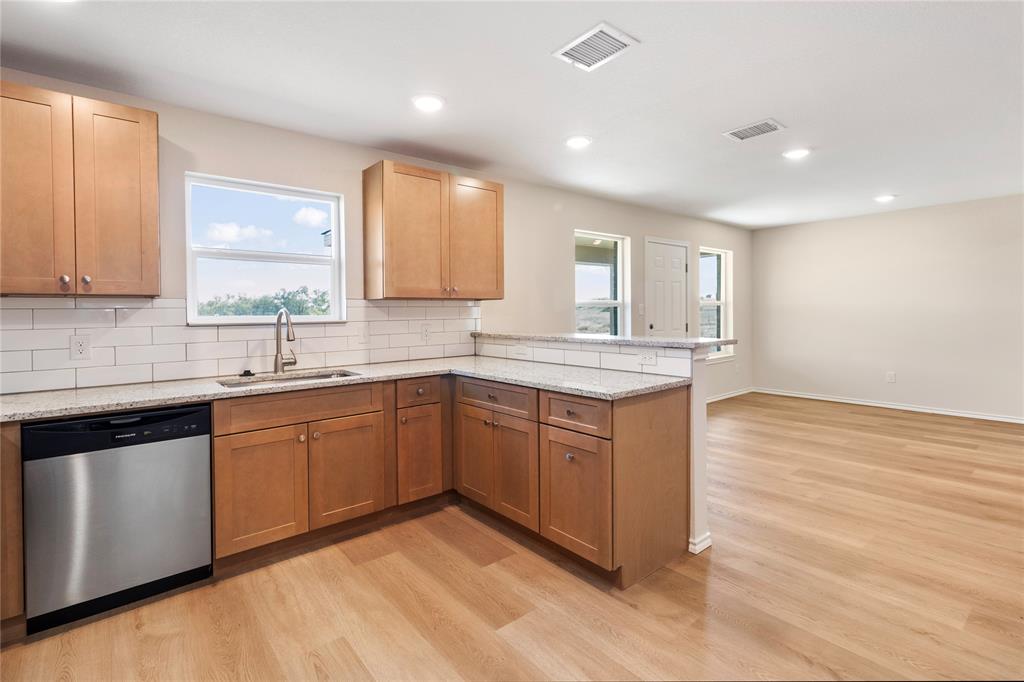 811 Bella Boulevard - Photo 6