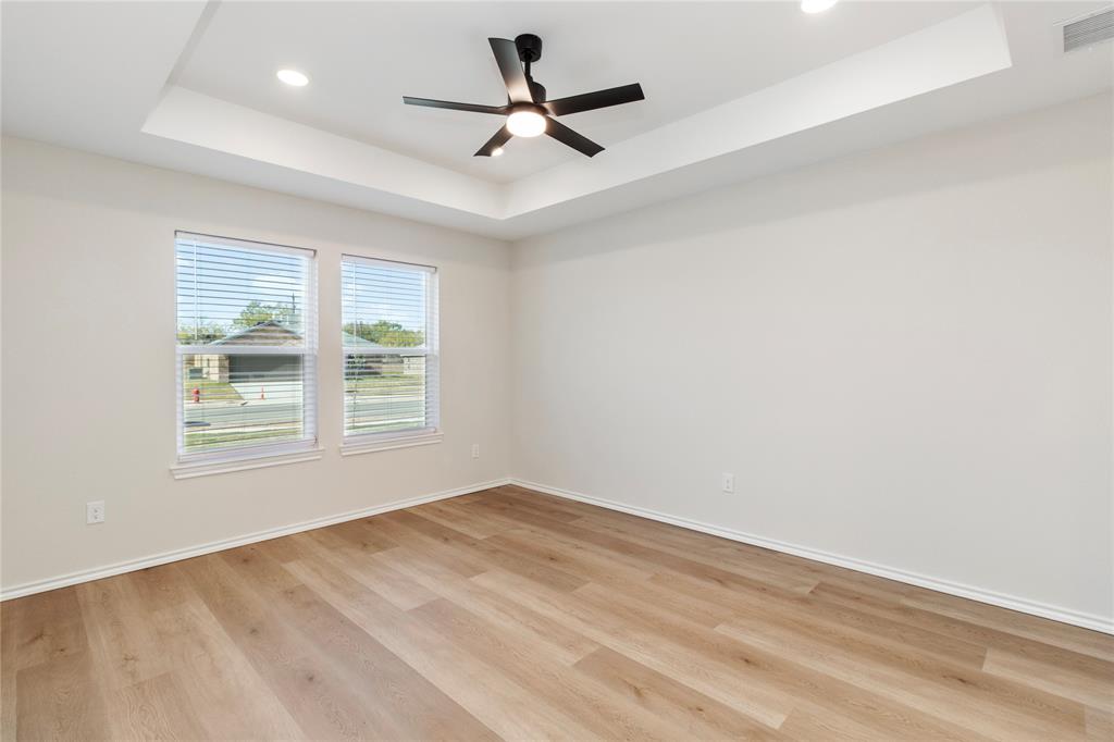811 Bella Boulevard - Photo 8