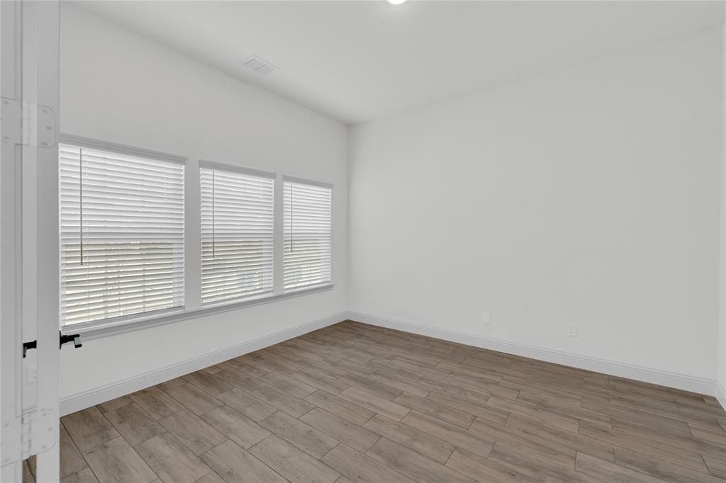 341 Oak Hollow Way - Photo 4