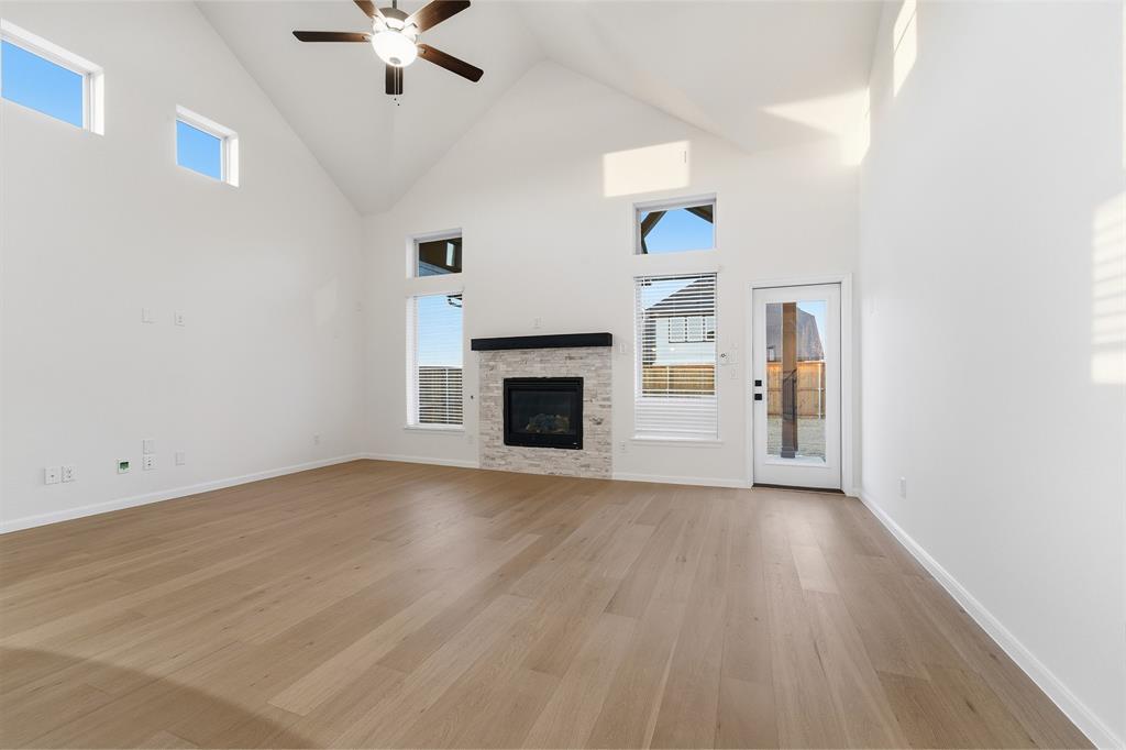 16709 Lacey Drive - Photo 3