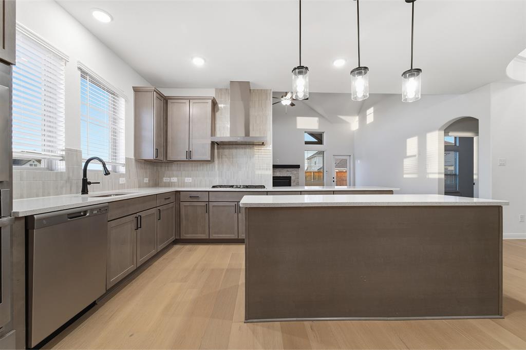 16709 Lacey Drive - Photo 5