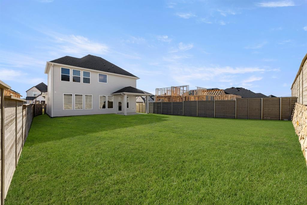 11740 Edgewood Drive - Photo 3