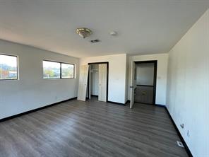 613 Central Texas Expressway - Photo 11
