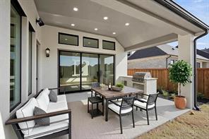 4728 Hawthorn Hills Lane - Photo 9