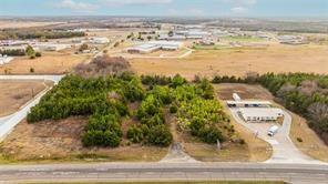 725 SW Loop 286 - Photo 15