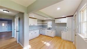 5729 Donnelly Avenue - Photo 11