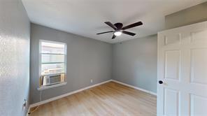 5729 Donnelly Avenue - Photo 12