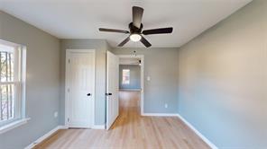 5729 Donnelly Avenue - Photo 15