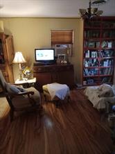 408 E Johnston Street - Photo 11
