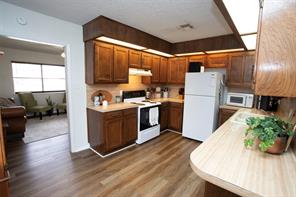1212 3rd Street - Photo 5