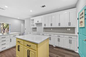380 Crescent Drive - Photo 13