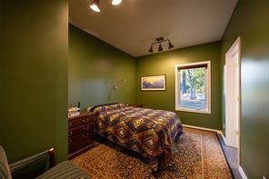 640 County Road 4910 - Photo 22