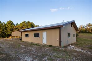640 County Road 4910 - Photo 32